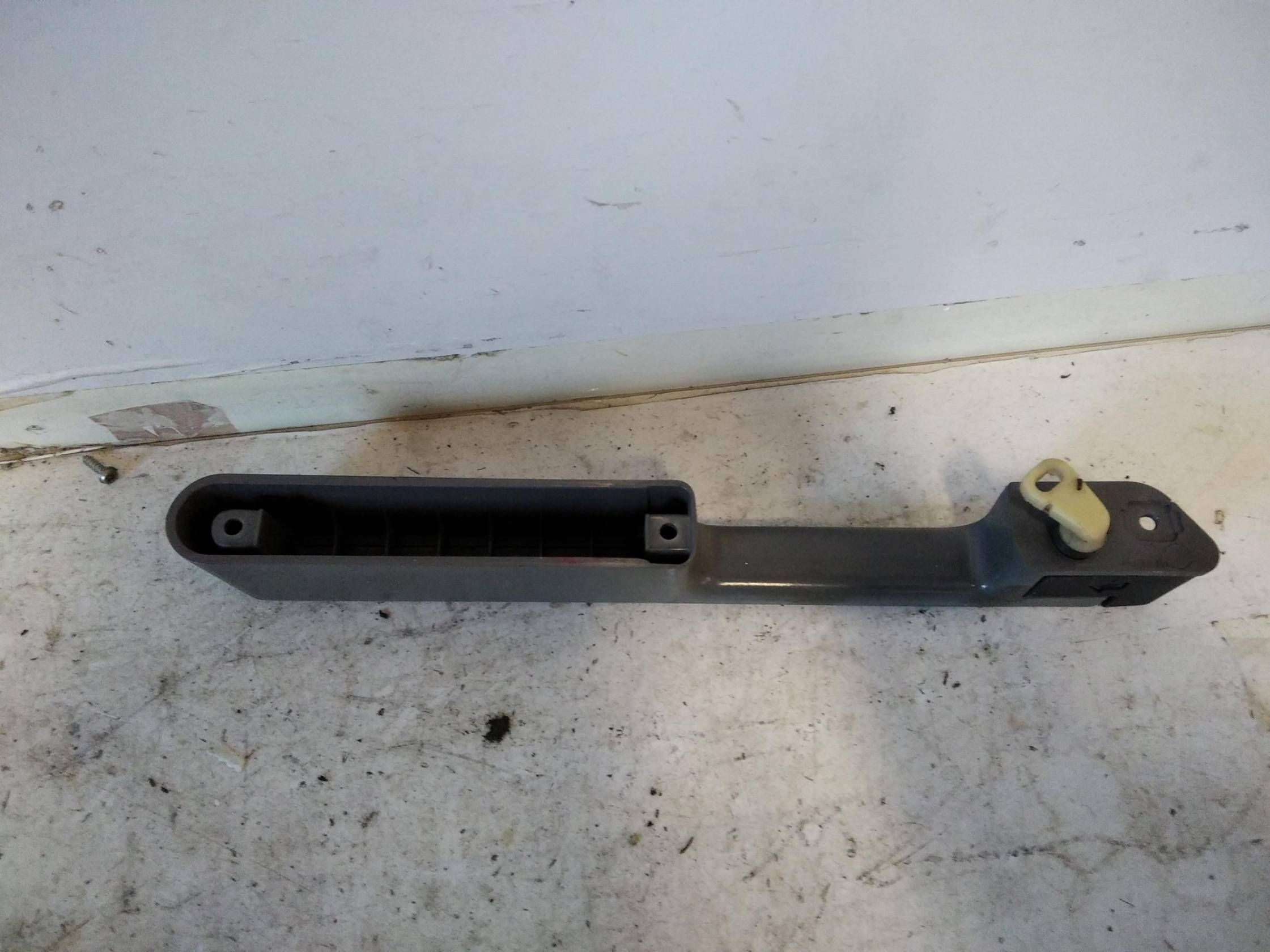 Maniglia int. apertura  porta ant. sx.